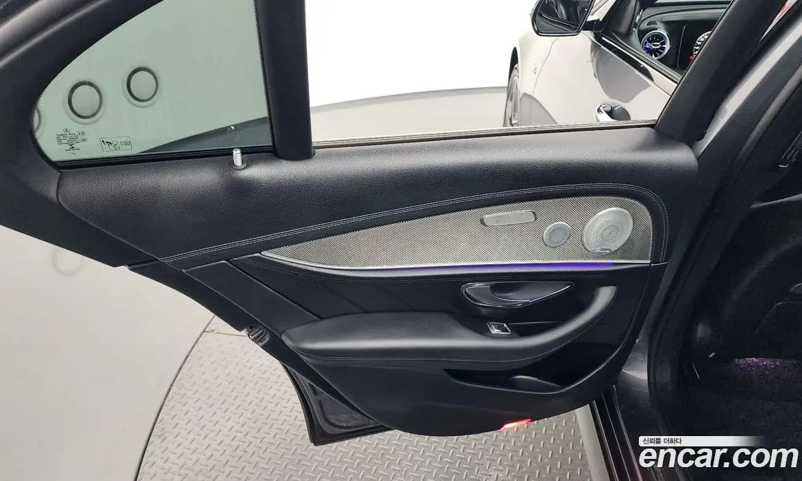 Mercedes-Benz E-Class 2019 3.0 автомат (гидро), фото 15 Mercedes-Benz E-Class 2019 3.0 автомат (гидро), фото 15