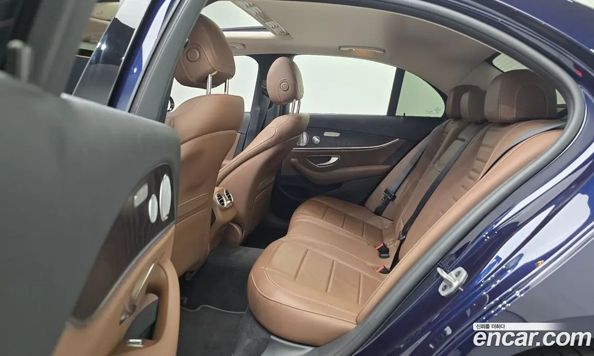 Mercedes-Benz E-Class 2020 2.0 автомат (гидро), фото 18