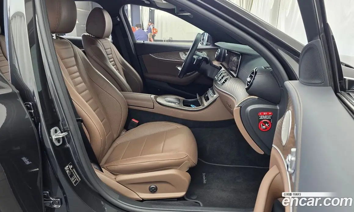 Mercedes-Benz E-Class 2021 2.0 автомат (гидро), фото 17