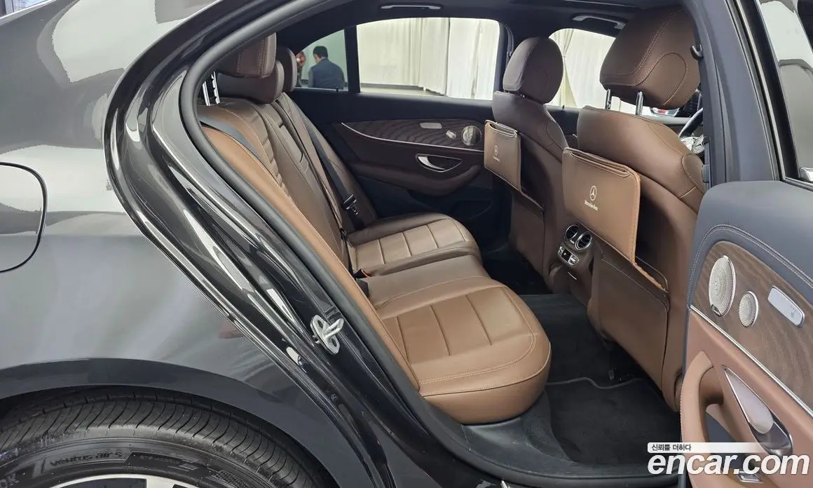 Mercedes-Benz E-Class 2021 2.0 автомат (гидро), фото 18