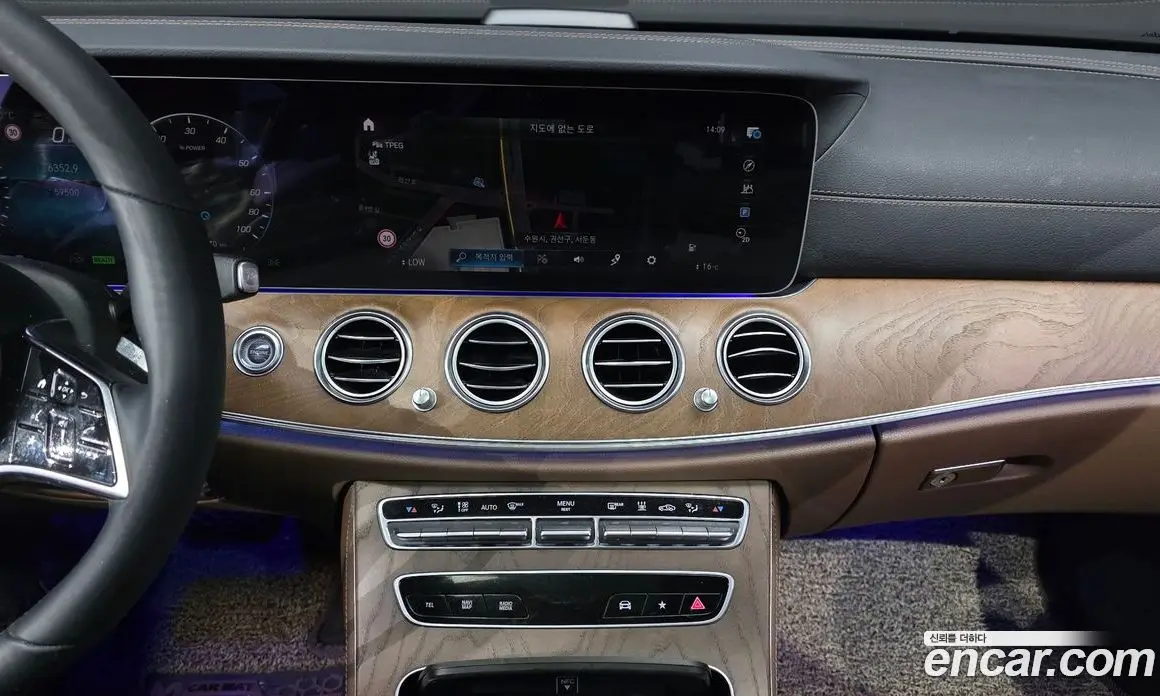 Mercedes-Benz E-Class 2022 2.0 автомат (гидро), фото 19