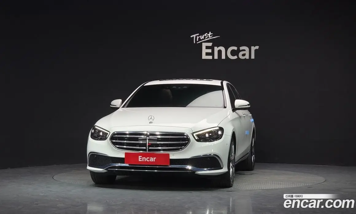 Mercedes-Benz E-Class 2022 2.0 автомат (гидро), фото 3