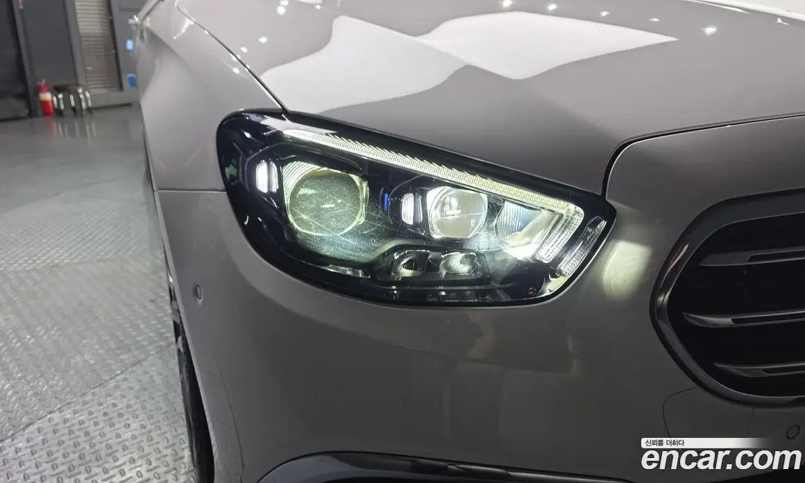 Mercedes-Benz E-Class 2022 2.0 автомат (гидро), фото 8