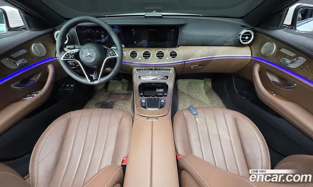 Mercedes-Benz E-Class 2022 2.0 автомат (гидро), миниатюра 10