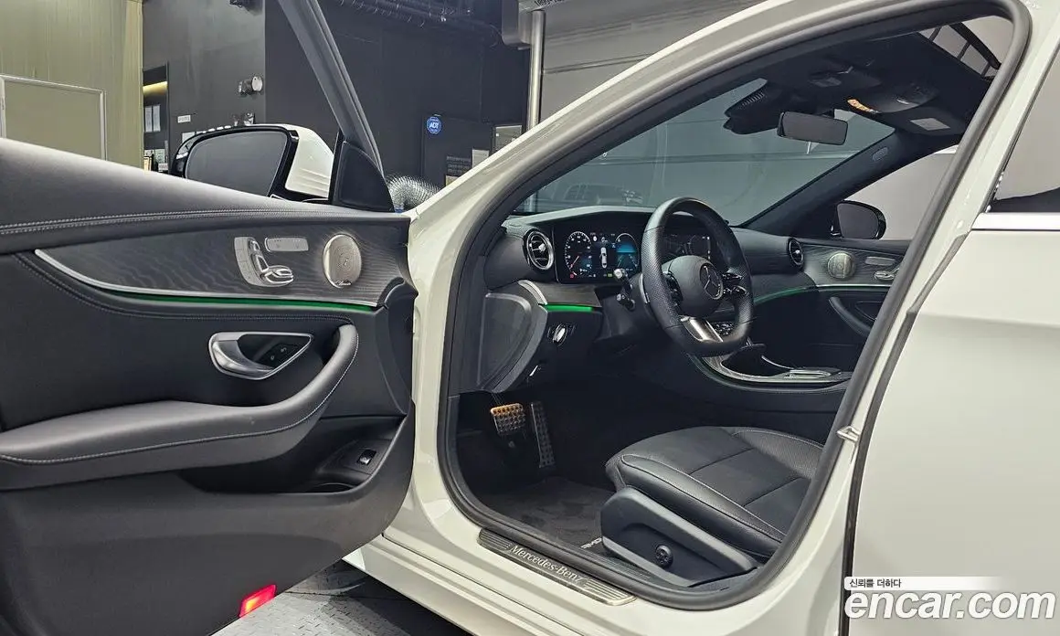 Mercedes-Benz E-Class 2022 2.0 автомат (гидро), фото 13