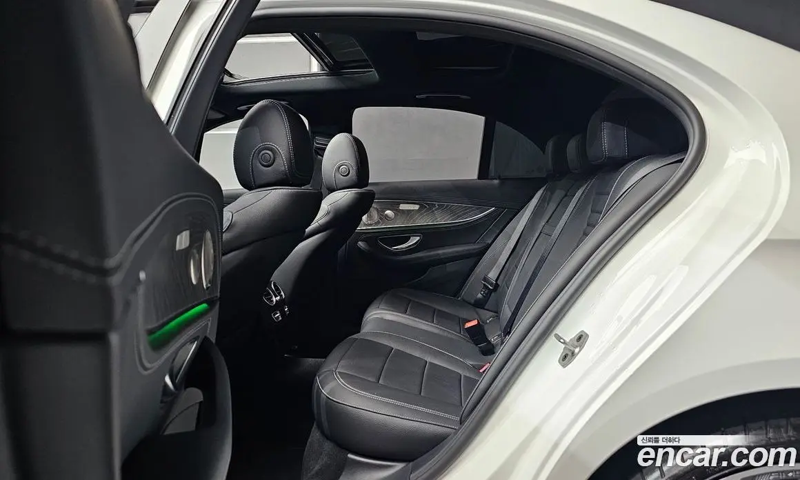 Mercedes-Benz E-Class 2022 2.0 автомат (гидро), фото 18