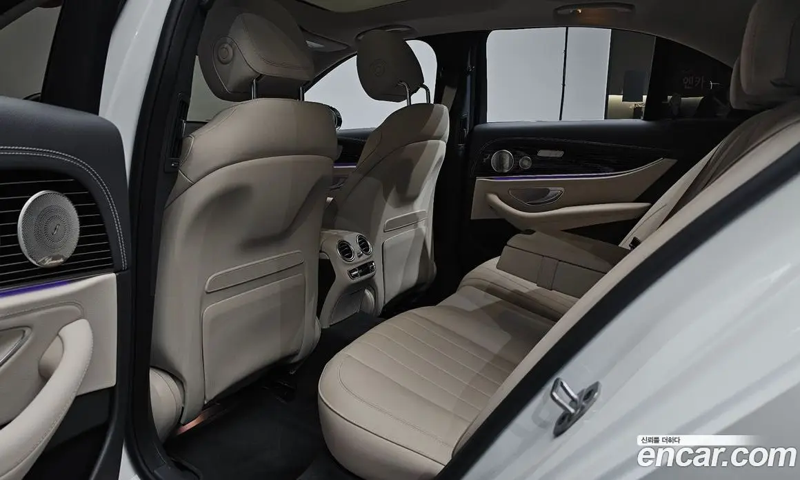 Mercedes-Benz E-Class 2023 3.0 автомат (гидро), фото 15 Mercedes-Benz E-Class 2023 3.0 автомат (гидро), фото 15