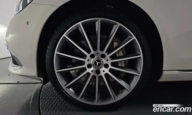 Mercedes-Benz E-Class 2023 3.0 автомат (гидро), миниатюра 4 Mercedes-Benz E-Class 2023 3.0 автомат (гидро), миниатюра 4