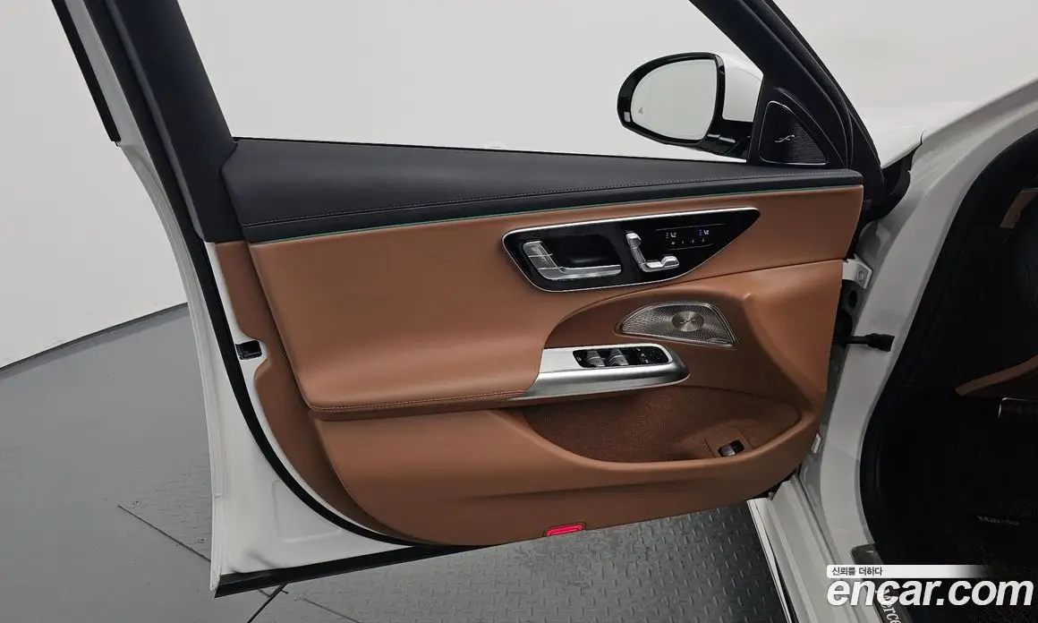 Mercedes-Benz E-Class 2025 2.0 автомат (гидро), фото 14 Mercedes-Benz E-Class 2025 2.0 автомат (гидро), фото 14