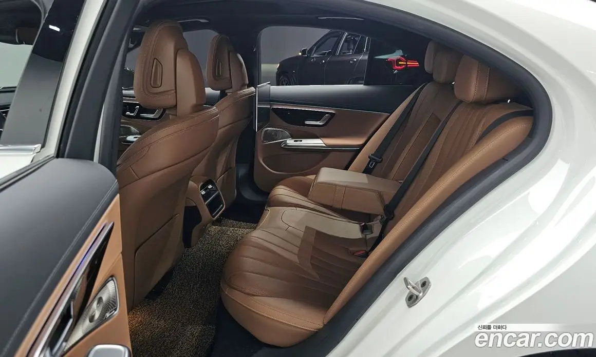 Mercedes-Benz E-Class 2025 2.0 автомат (гидро), фото 17 Mercedes-Benz E-Class 2025 2.0 автомат (гидро), фото 17