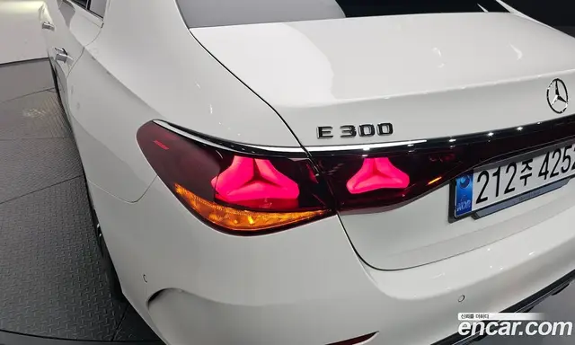 Mercedes-Benz E-Class 2025 2.0 автомат (гидро), миниатюра 9 Mercedes-Benz E-Class 2025 2.0 автомат (гидро), миниатюра 9