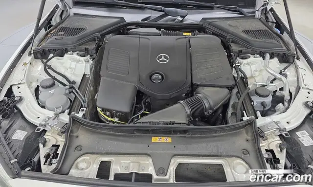 Mercedes-Benz E-Class 2025 2.0 автомат (гидро), миниатюра 6