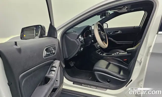 Mercedes-Benz GLA-Class 2017 2.0 автомат (гидро), миниатюра 12