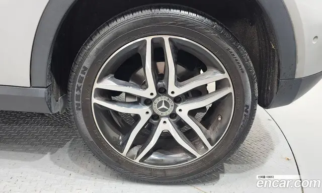 Mercedes-Benz GLA-Class 2017 2.0 автомат (гидро), миниатюра 4