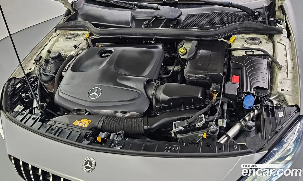 Mercedes-Benz GLA-Class 2017 2.0 автомат (гидро), фото 5