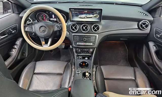Mercedes-Benz GLA-Class 2017 2.0 автомат (гидро), миниатюра 9