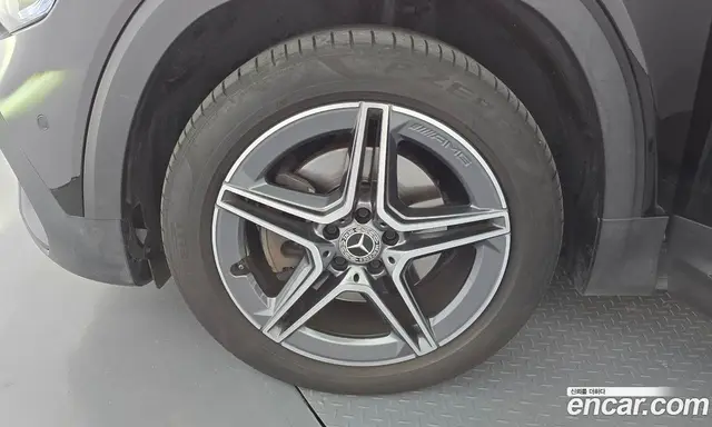 Mercedes-Benz GLB-Class 2023 2.0 автомат (гидро), миниатюра 5 Mercedes-Benz GLB-Class 2023 2.0 автомат (гидро), миниатюра 5