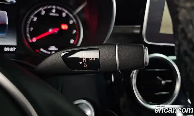 Mercedes-Benz GLC-Class 2018 2.0 автомат (гидро), миниатюра 12