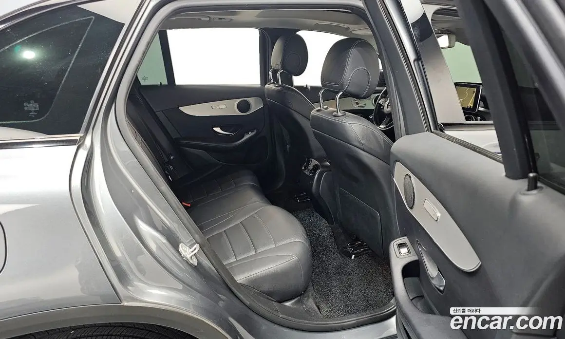 Mercedes-Benz GLC-Class 2018 2.0 автомат (гидро), фото 17