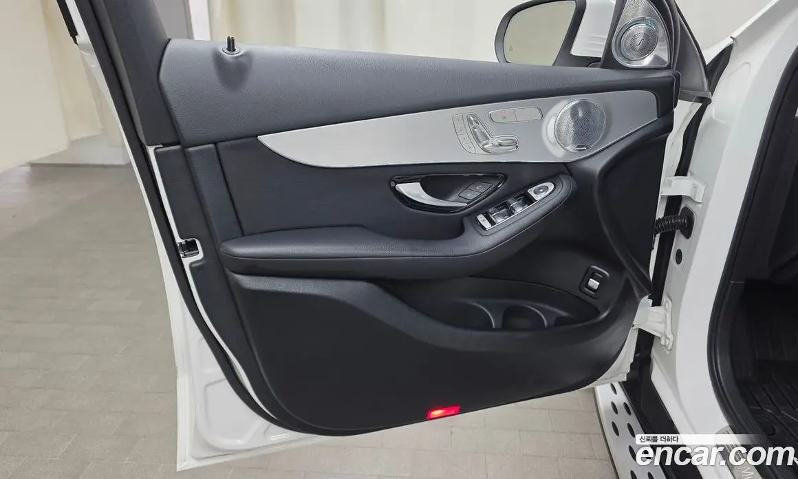 Mercedes-Benz GLC-Class 2018 2.1 автомат (гидро), фото 14 Mercedes-Benz GLC-Class 2018 2.1 автомат (гидро), фото 14