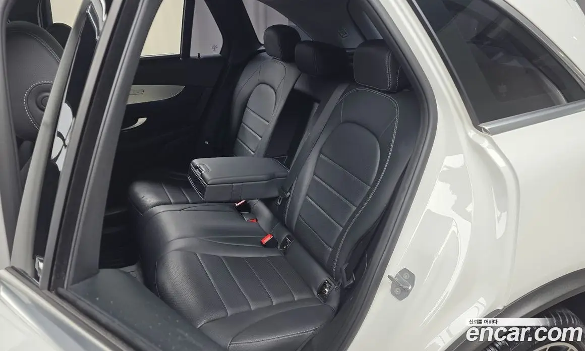 Mercedes-Benz GLC-Class 2018 2.1 автомат (гидро), фото 18 Mercedes-Benz GLC-Class 2018 2.1 автомат (гидро), фото 18
