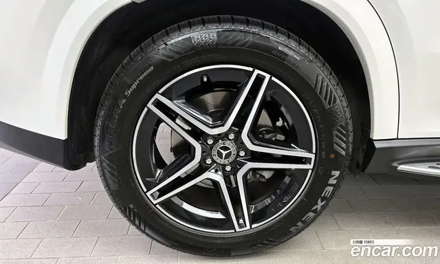 Mercedes-Benz GLE-Class 2021 2.9 автомат (гидро), миниатюра 5