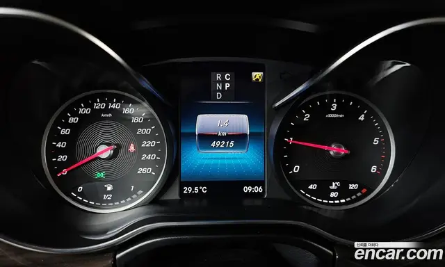 Mercedes-Benz V-Class 2023 1.9 АКПП, миниатюра 11