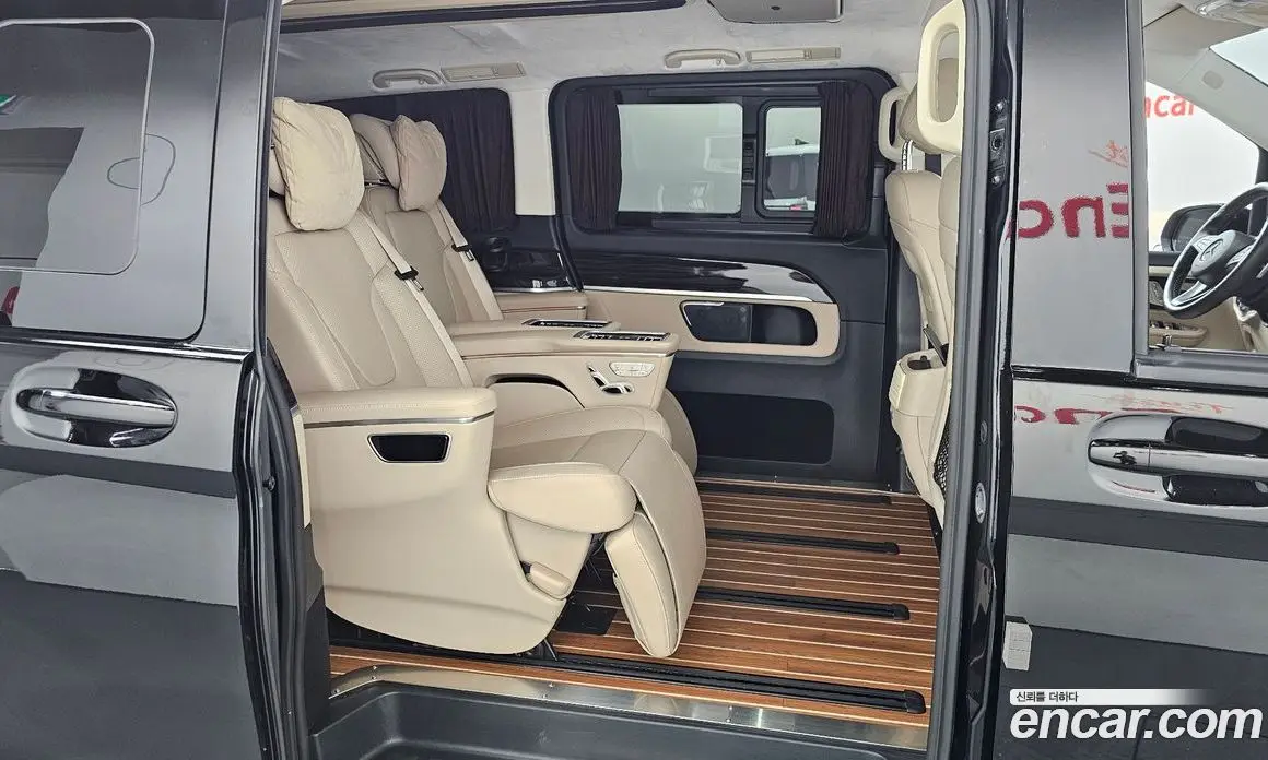 Mercedes-Benz V-Class 2023 1.9 АКПП, фото 17