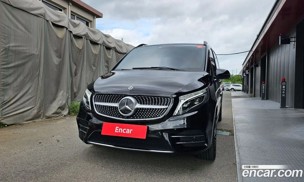 Mercedes-Benz V-Class 2023 1.9 АКПП, фото 3
