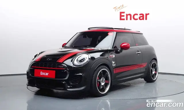 Mini Cooper, 2017, 99 554 км