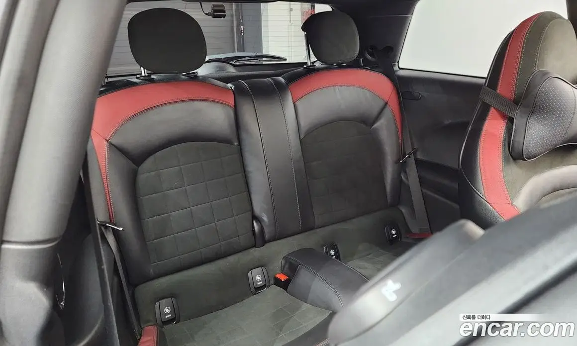 Mini Cooper 2017 2.0 автомат (гидро), фото 17 Mini Cooper 2017 2.0 автомат (гидро), фото 17