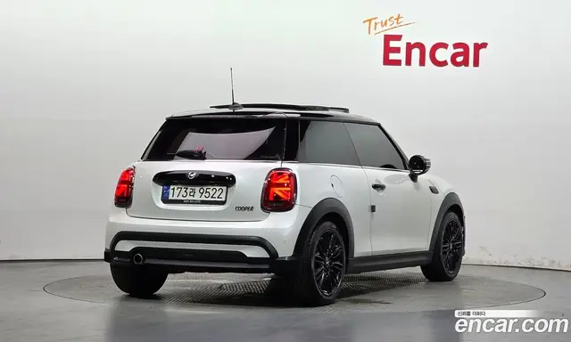 Mini Cooper 2023 1.5 автомат (гидро), миниатюра 2