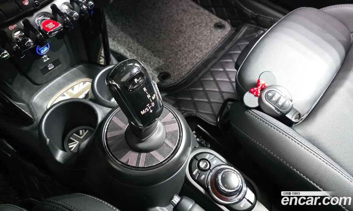 Mini Cooper 2023 1.5 автомат (гидро), фото 12