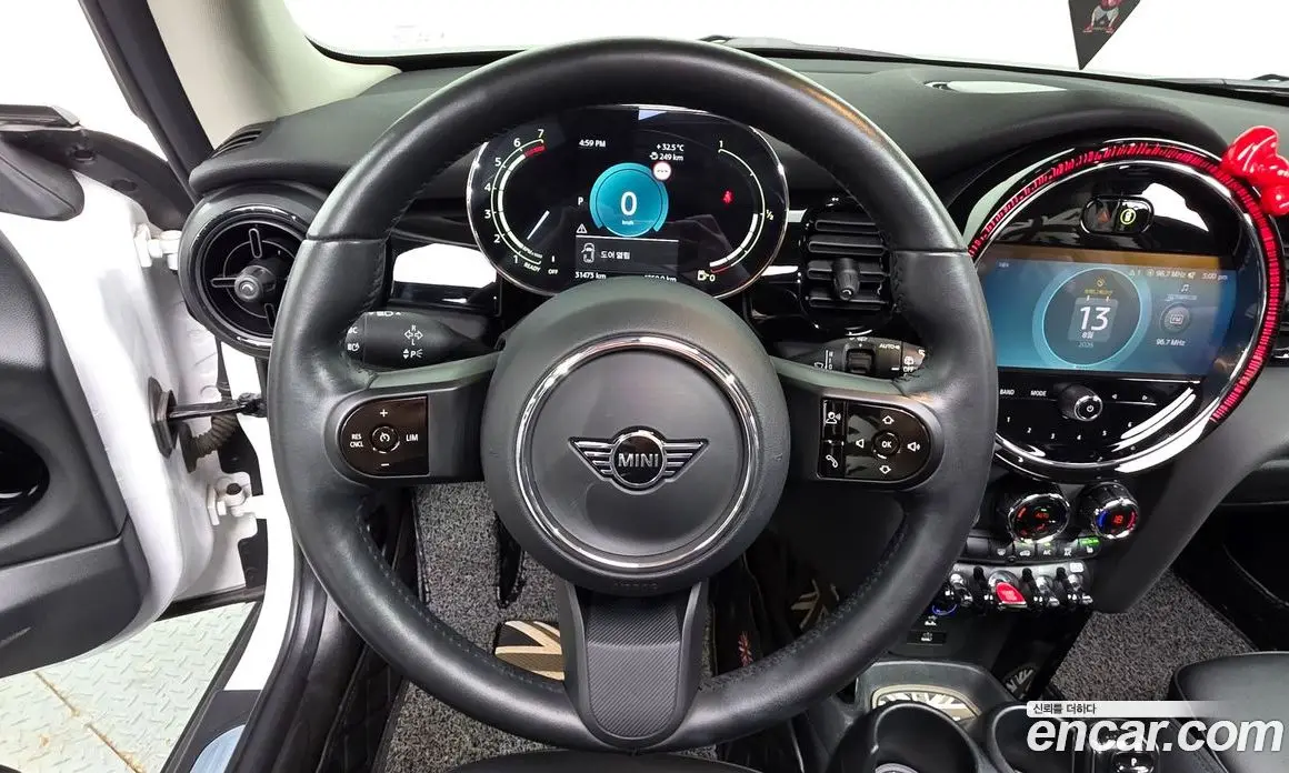 Mini Cooper 2023 1.5 автомат (гидро), фото 19