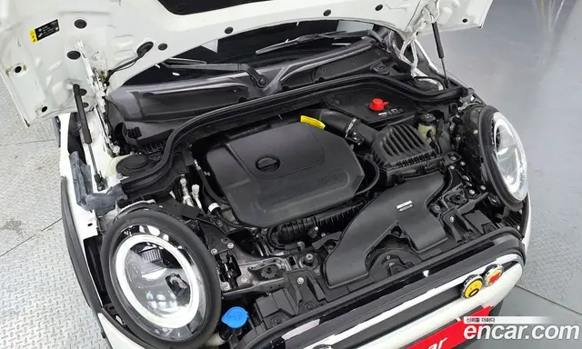 Mini Cooper 2023 1.5 автомат (гидро), миниатюра 6