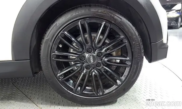 Mini Cooper 2023 1.5 автомат (гидро), миниатюра 7