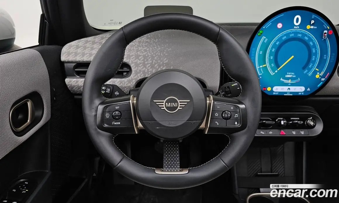 Mini Cooper 2024 2.0 автомат (гидро), фото 17