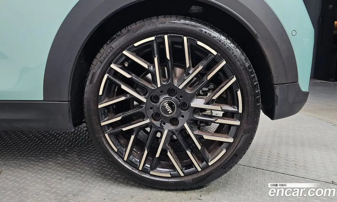 Mini Cooper 2024 2.0 автомат (гидро), фото 6