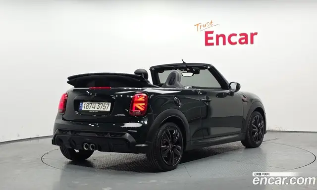 Mini Cooper Convertible 2023 2.0 автомат (гидро), миниатюра 2 Mini Cooper Convertible 2023 2.0 автомат (гидро), миниатюра 2
