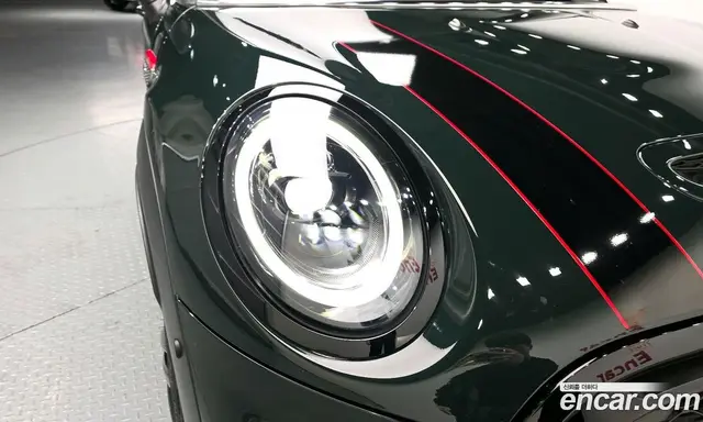 Mini Cooper Convertible 2023 2.0 автомат (гидро), миниатюра 8 Mini Cooper Convertible 2023 2.0 автомат (гидро), миниатюра 8