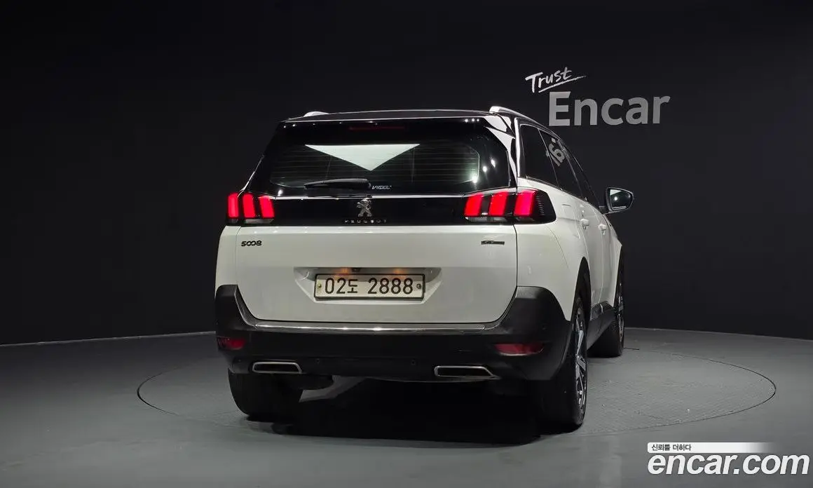 Peugeot 5008 2018 1.6 автомат (гидро), фото 4 Peugeot 5008 2018 1.6 автомат (гидро), фото 4