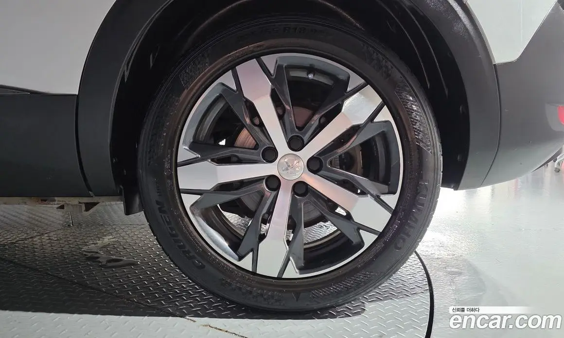 Peugeot 5008 2018 1.6 автомат (гидро), фото 7 Peugeot 5008 2018 1.6 автомат (гидро), фото 7