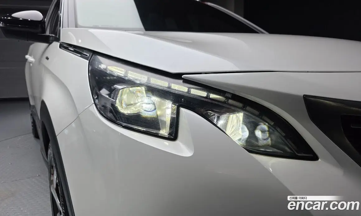 Peugeot 5008 2018 1.6 автомат (гидро), фото 8 Peugeot 5008 2018 1.6 автомат (гидро), фото 8
