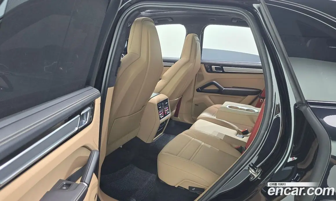 Porsche Cayenne 2023 3.0 автомат (гидро), фото 19 Porsche Cayenne 2023 3.0 автомат (гидро), фото 19
