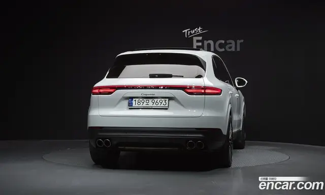 Porsche Cayenne 2023 3.0 автомат (гидро), миниатюра 4