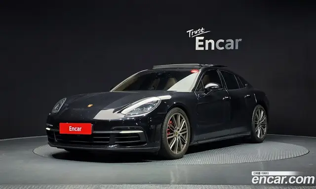 Porsche Panamera, 2018, 99 136 км