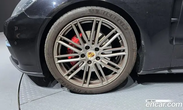 Porsche Panamera 2018 2.9 автомат (гидро), миниатюра 5
