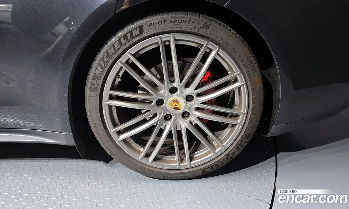 Porsche Panamera 2018 2.9 автомат (гидро), фото 7