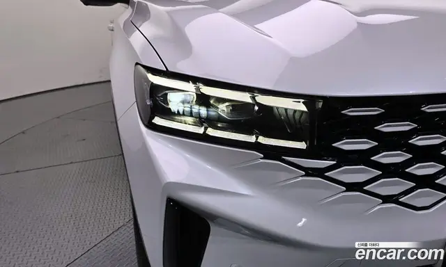 Renault (Samsung) Grand Koleos 2024 1.5 автомат (гидро), миниатюра 8 Renault (Samsung) Grand Koleos 2024 1.5 автомат (гидро), миниатюра 8