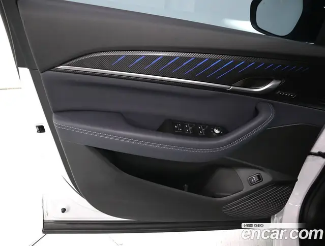 Renault (Samsung) Grand Koleos 2026 1.5 автомат (гидро), миниатюра 12